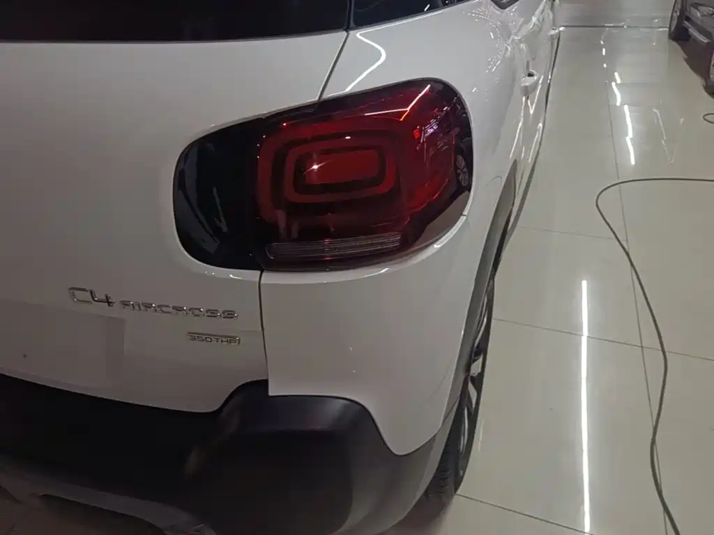 Citroen C4 Aircross — миниатюра 8