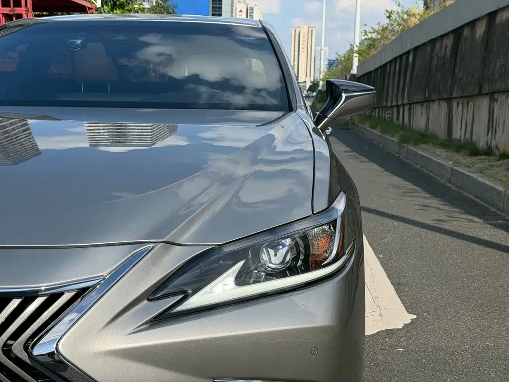 Lexus ES — миниатюра 4