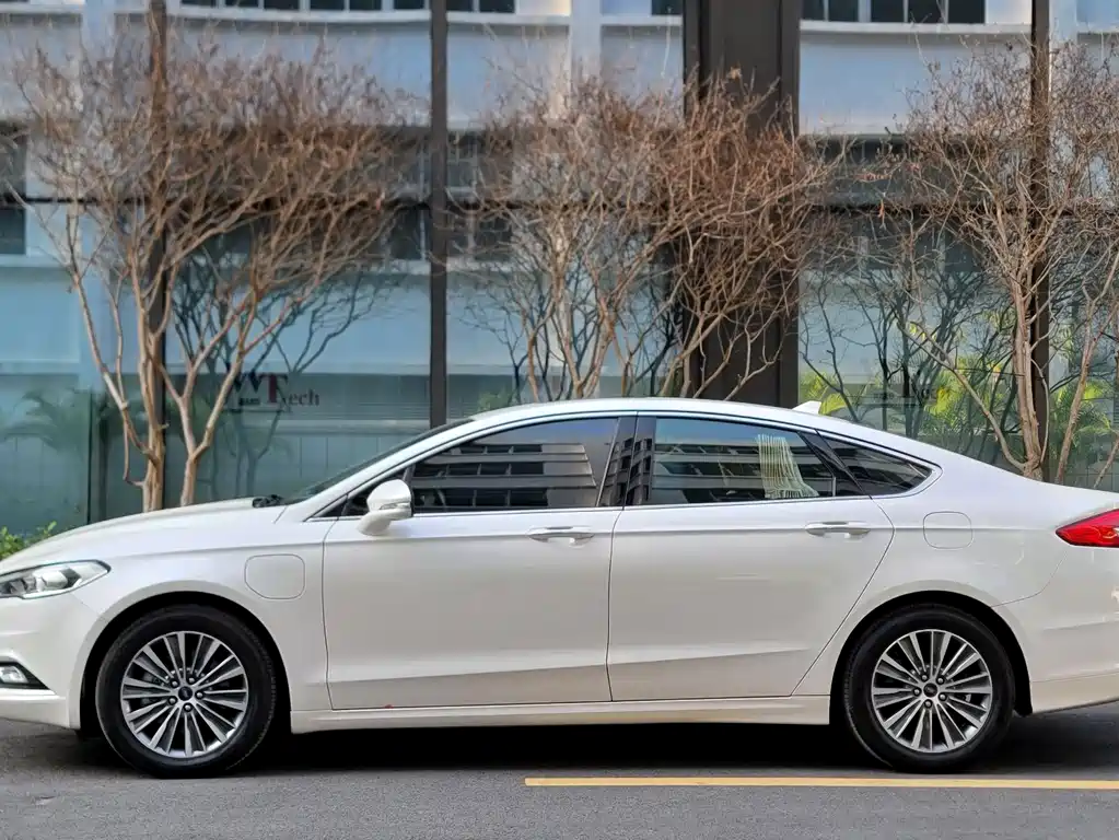 FORD MONDEO NEW ENERGY