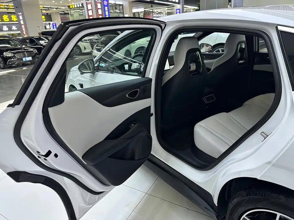 BYD Seal 06 — миниатюра 13