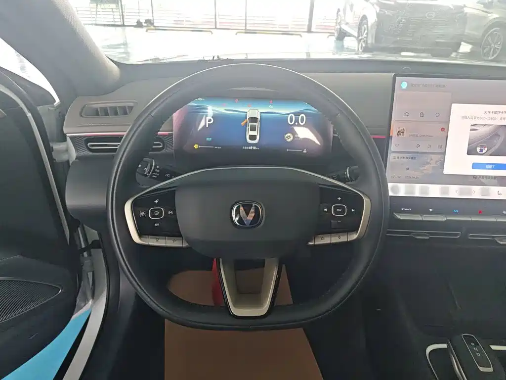 Changan Eado — миниатюра 3