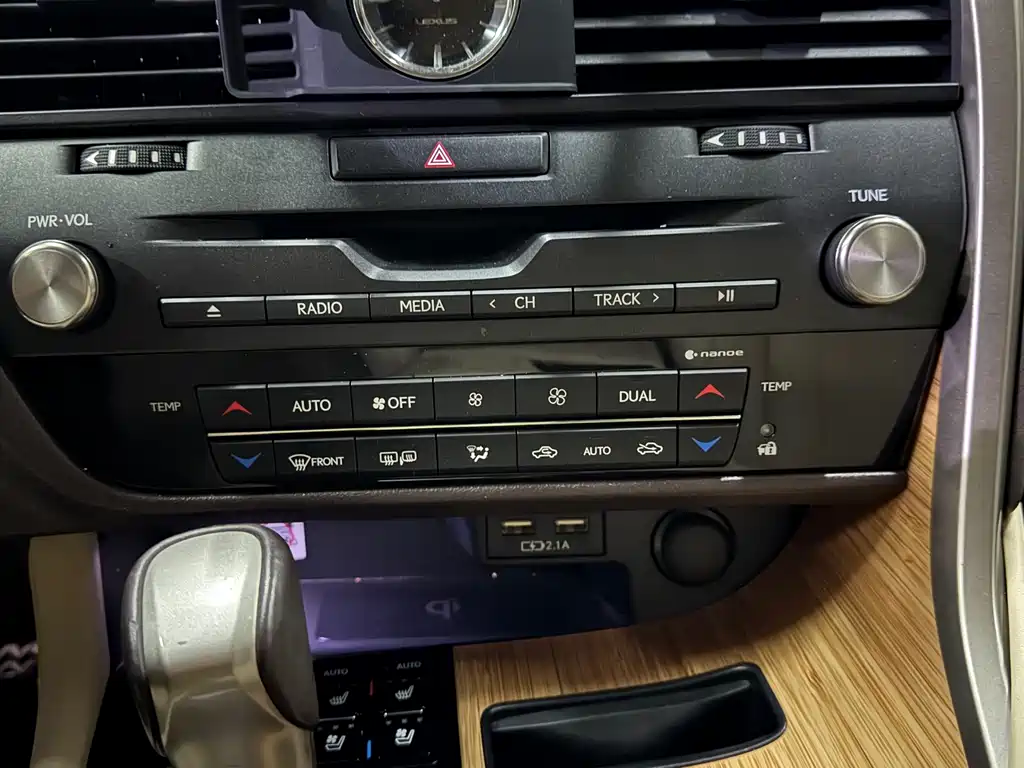 Lexus RX 2020 450h Luxury VI