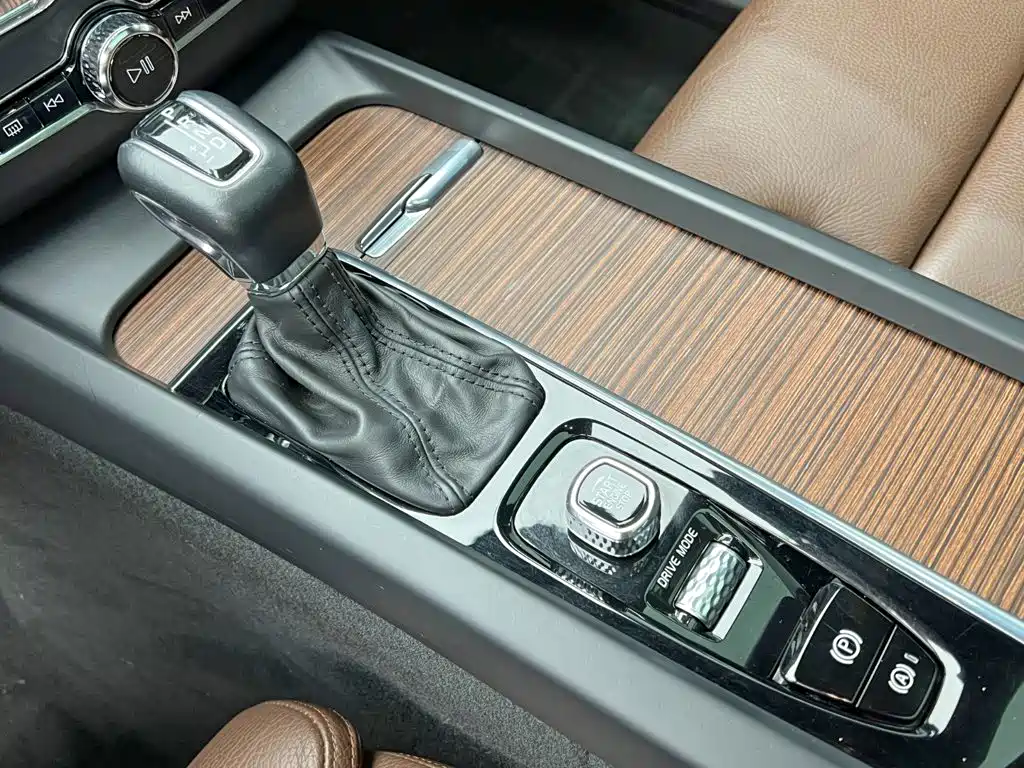 Volvo XC60 — миниатюра 17