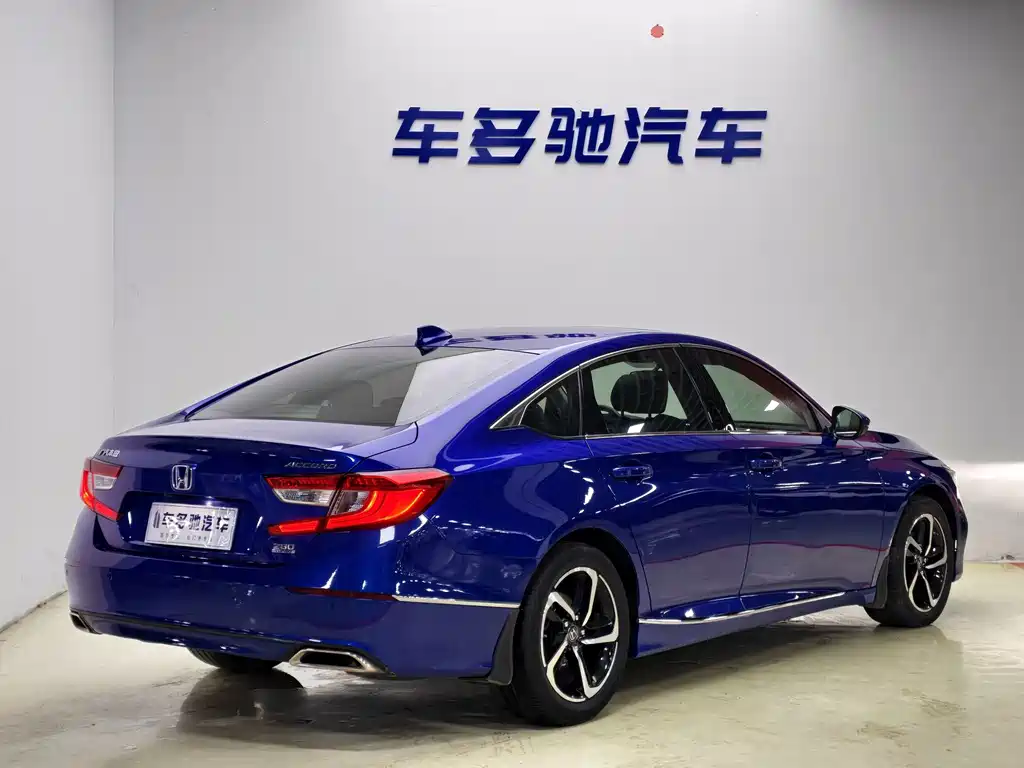 Honda Accord — миниатюра 7