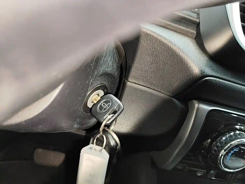 Toyota Yaris L — миниатюра 9
