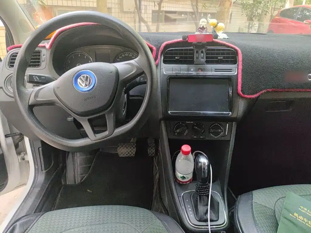 Volkswagen Polo — миниатюра 5