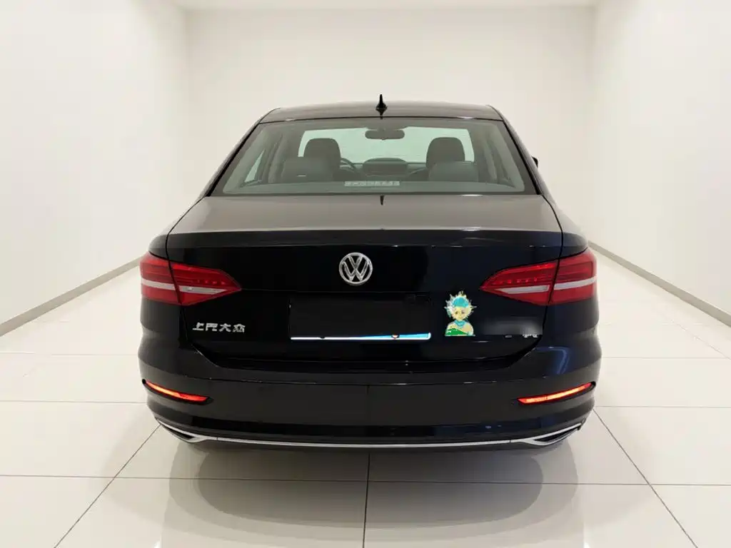 Volkswagen Lavida — миниатюра 5