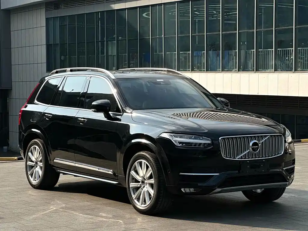 Volvo XC90 — миниатюра 3