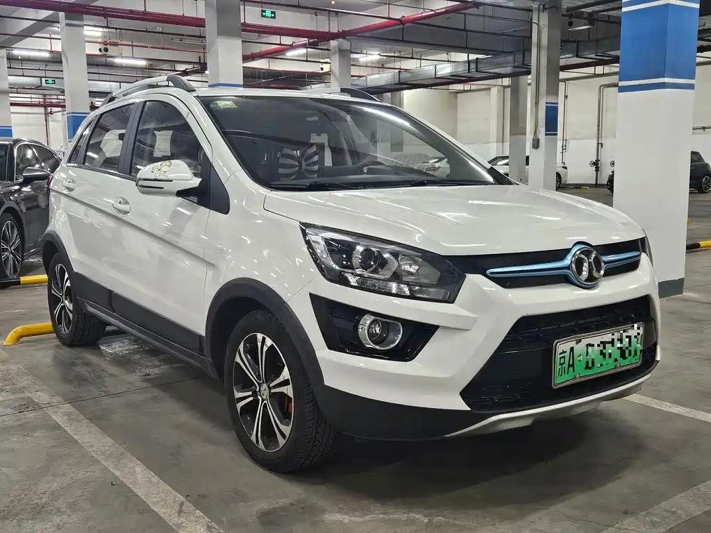 BAIC New Energy EX — миниатюра 2