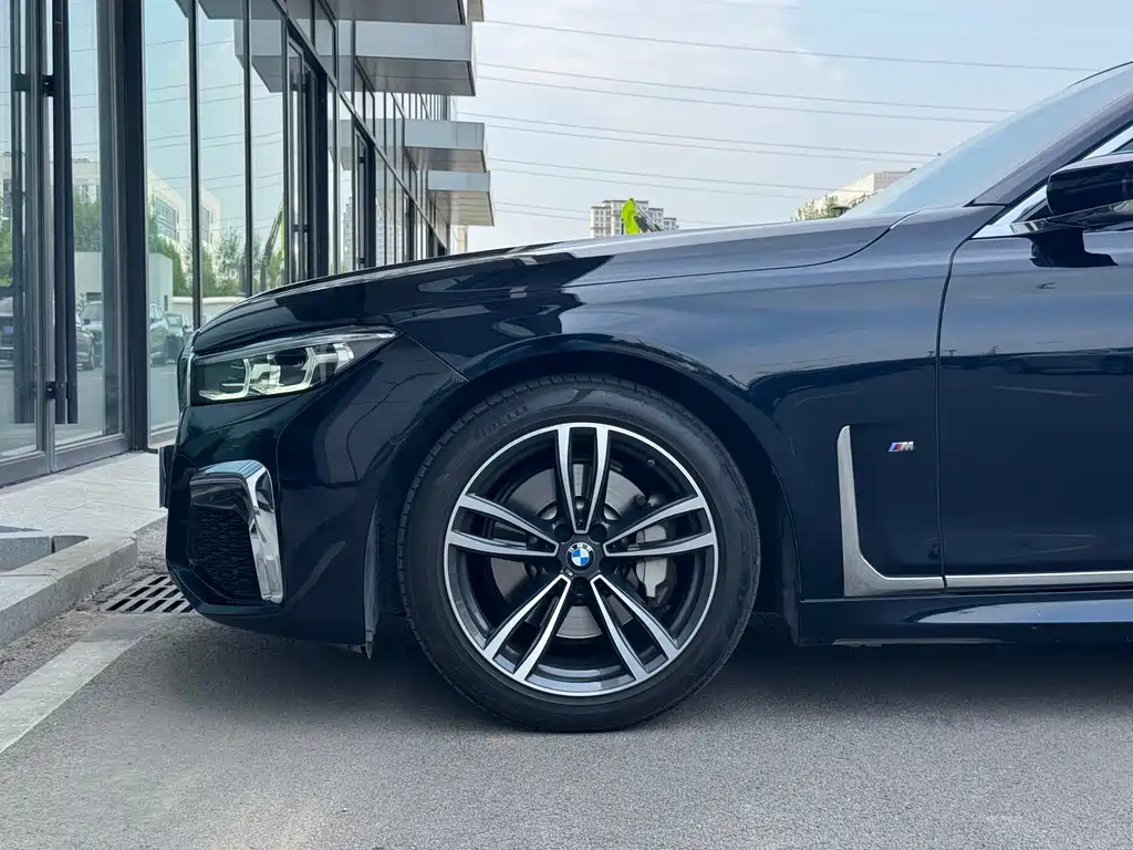 BMW 7 Series 7 2019 730Li M Sport