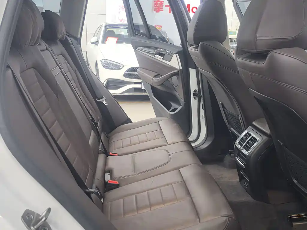 BMW X3 — миниатюра 14
