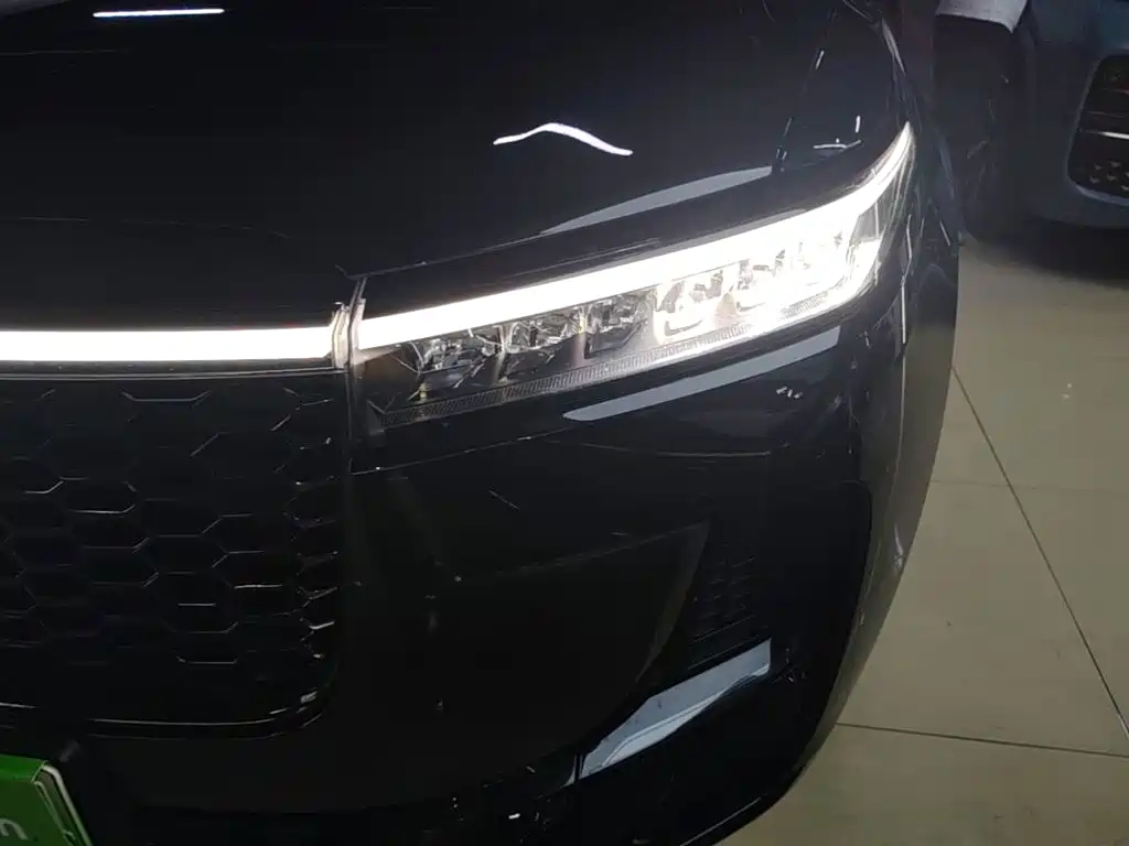 Li Auto Li ONE — миниатюра 24