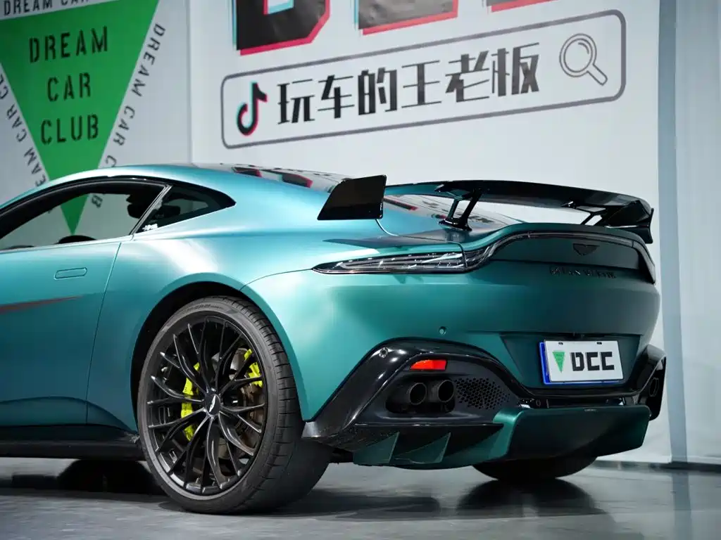 Aston Martin V8 Vantage — миниатюра 44
