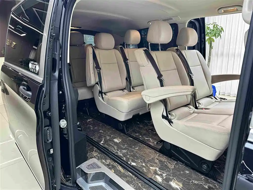 Mercedes-Benz Vito — миниатюра 16