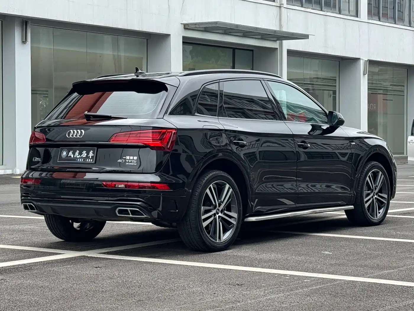 Audi Q5L id 4599690 из Китая 7