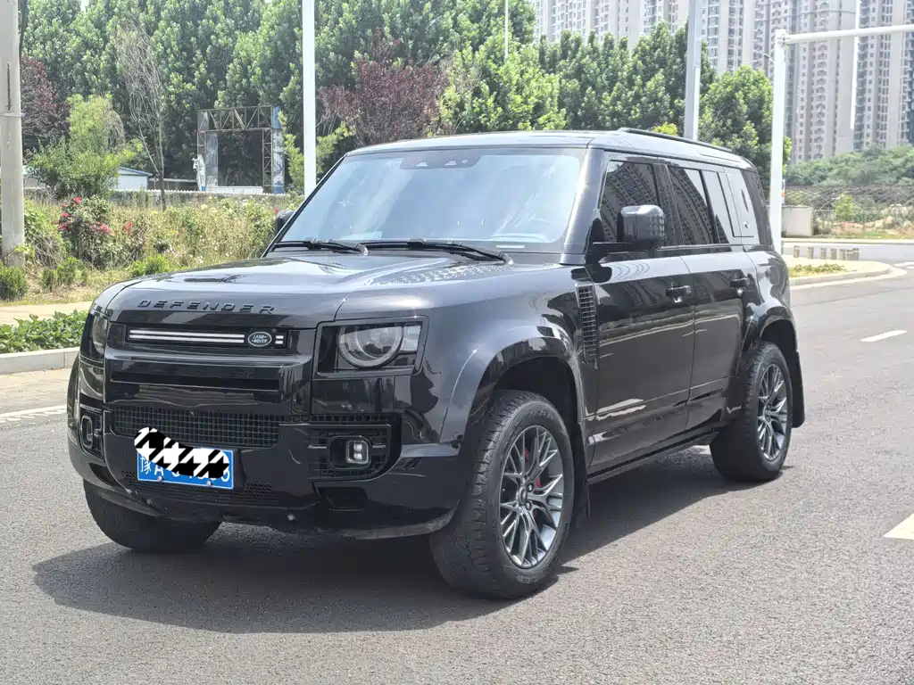 Land Rover Defender 2022