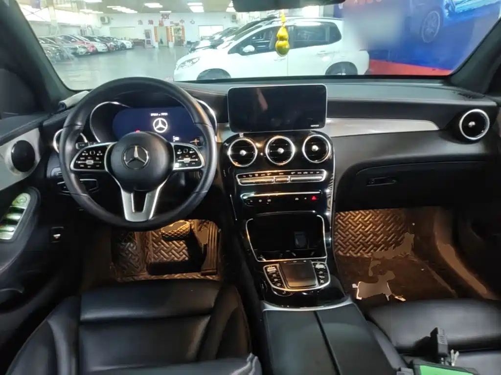 Mercedes-Benz GLC Coupe — миниатюра 10
