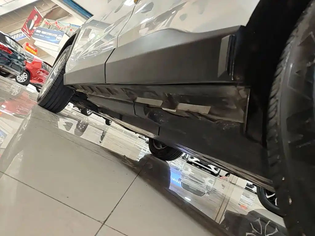 Toyota RAV4 — миниатюра 22
