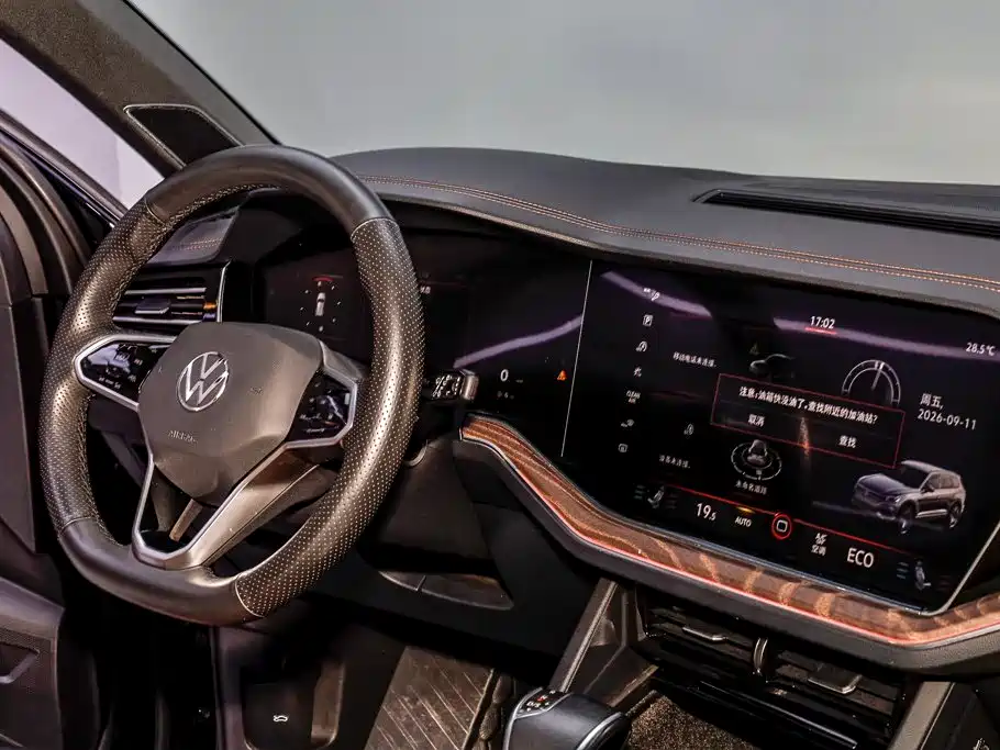 Volkswagen Touareg — миниатюра 29