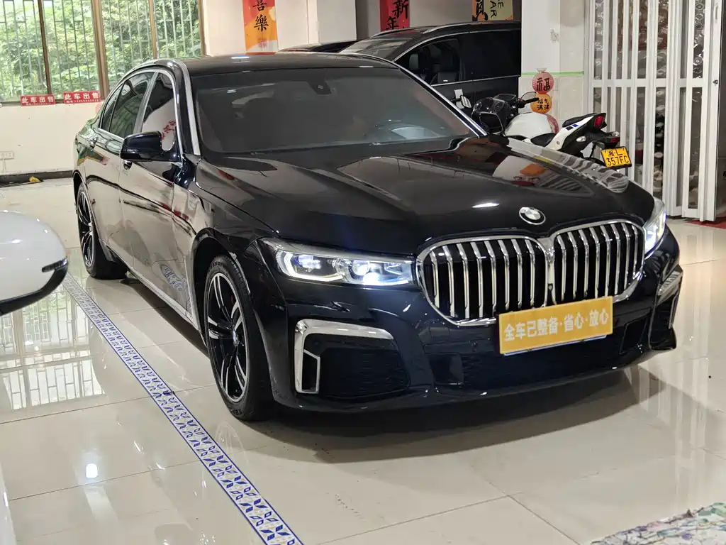 BMW 7 Series — миниатюра 3