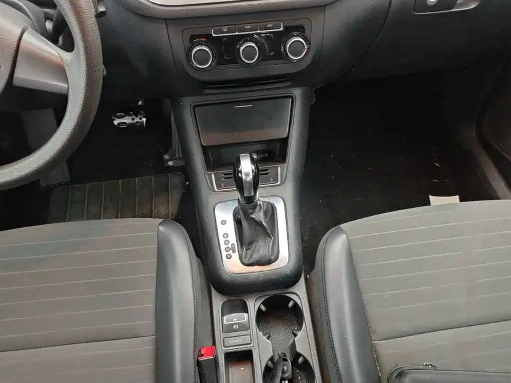 Volkswagen Tiguan — миниатюра 14