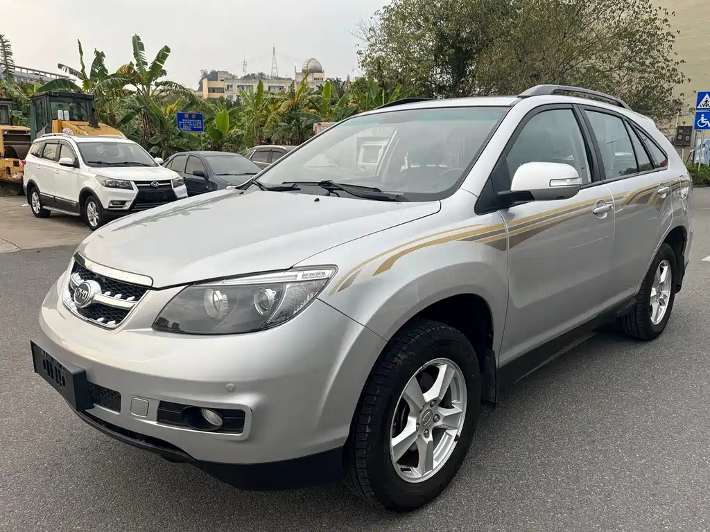 Byd S6 2014