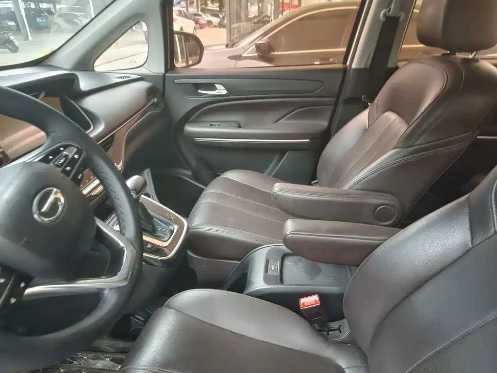 GAC Motor Trumpchi M6 — миниатюра 5