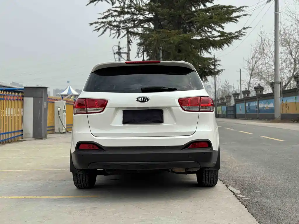 Kia Sorento 2016 L 2.4L 4WD 7 мест IV