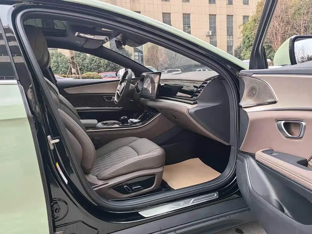 BYD Han — миниатюра 7