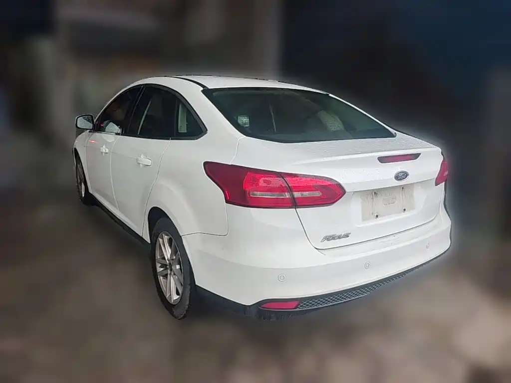 Ford Focus — миниатюра 7
