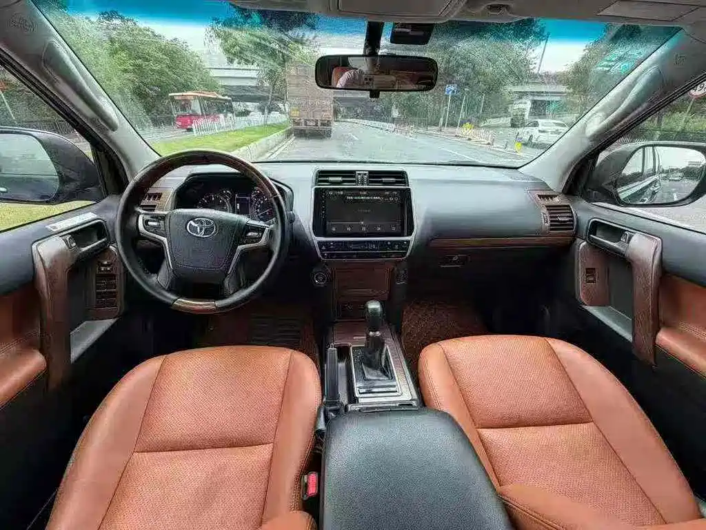 Toyota Land Cruiser Prado 2018 2.8T