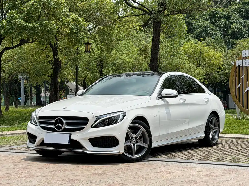 Mercedes-Benz C-Class 2018
