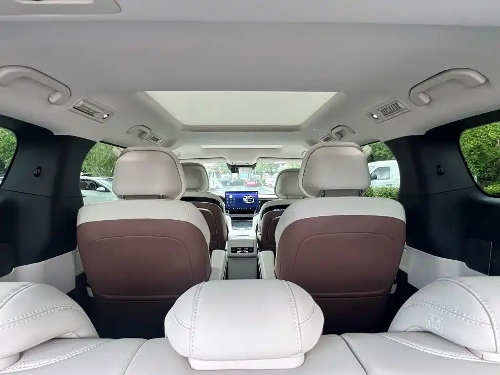 BYD Xia — миниатюра 9