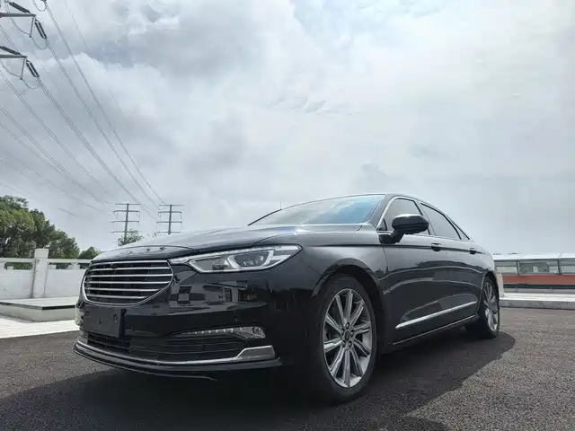 FORD TAURUS 2021