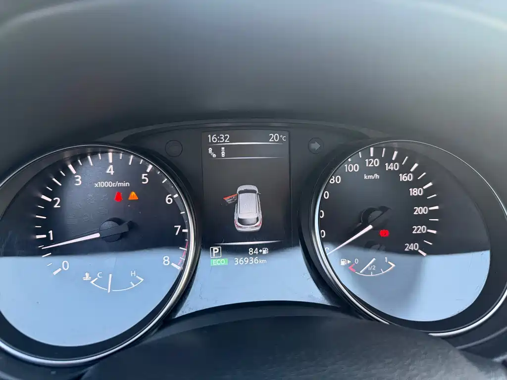 Nissan Qashqai — миниатюра 11