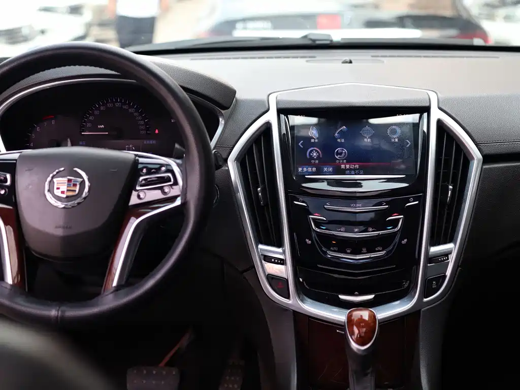 Cadillac SRX — миниатюра 22
