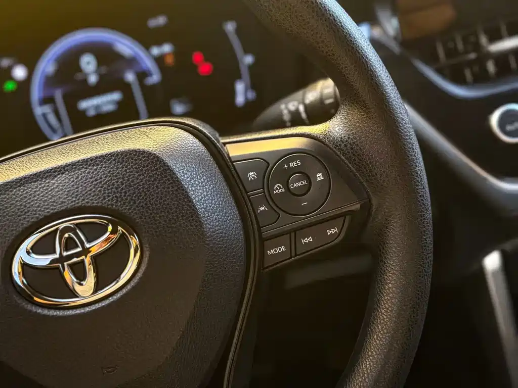 Toyota Corolla Cross — миниатюра 6