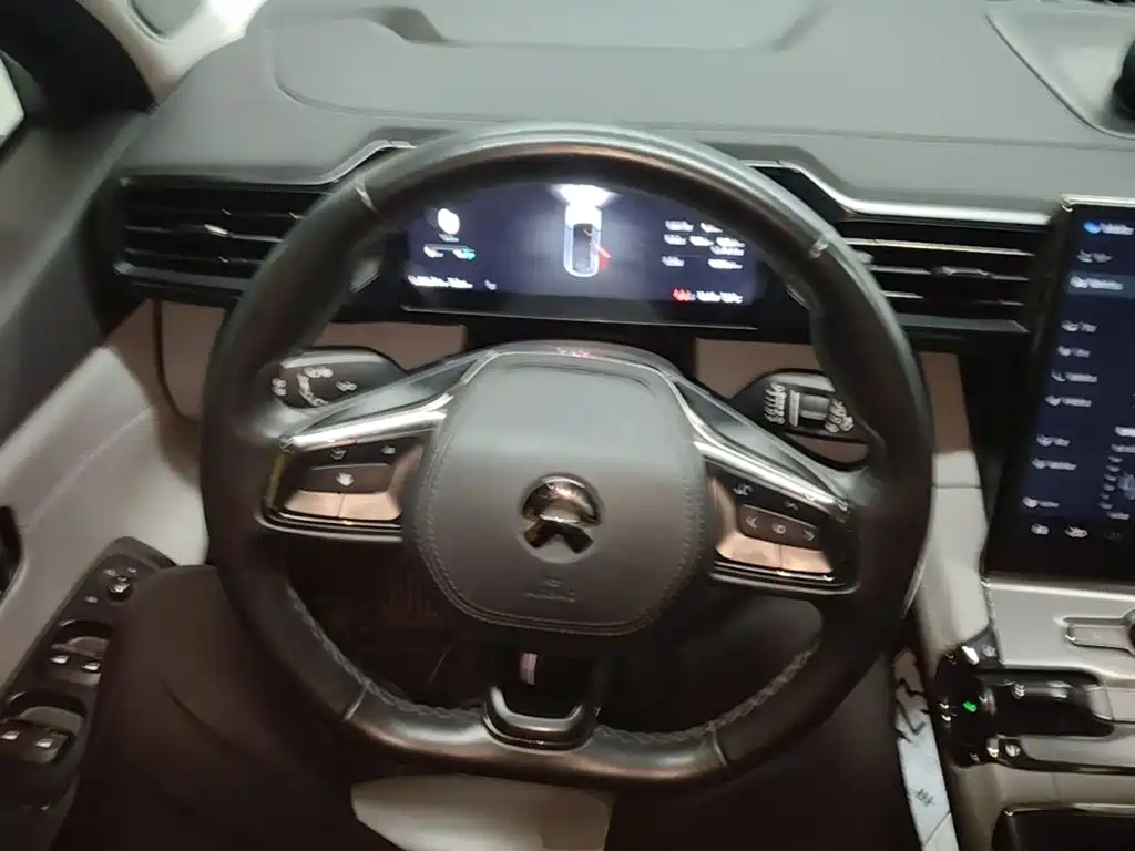 NIO ES6 — миниатюра 11