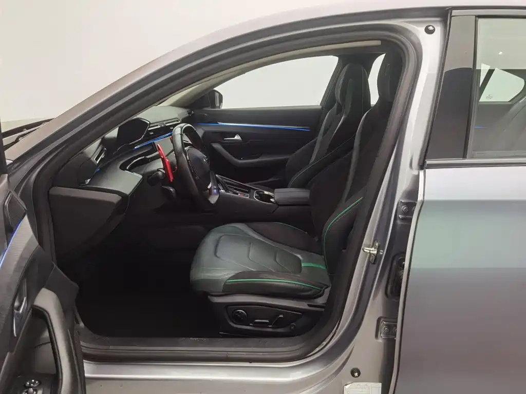Peugeot 508 — миниатюра 10