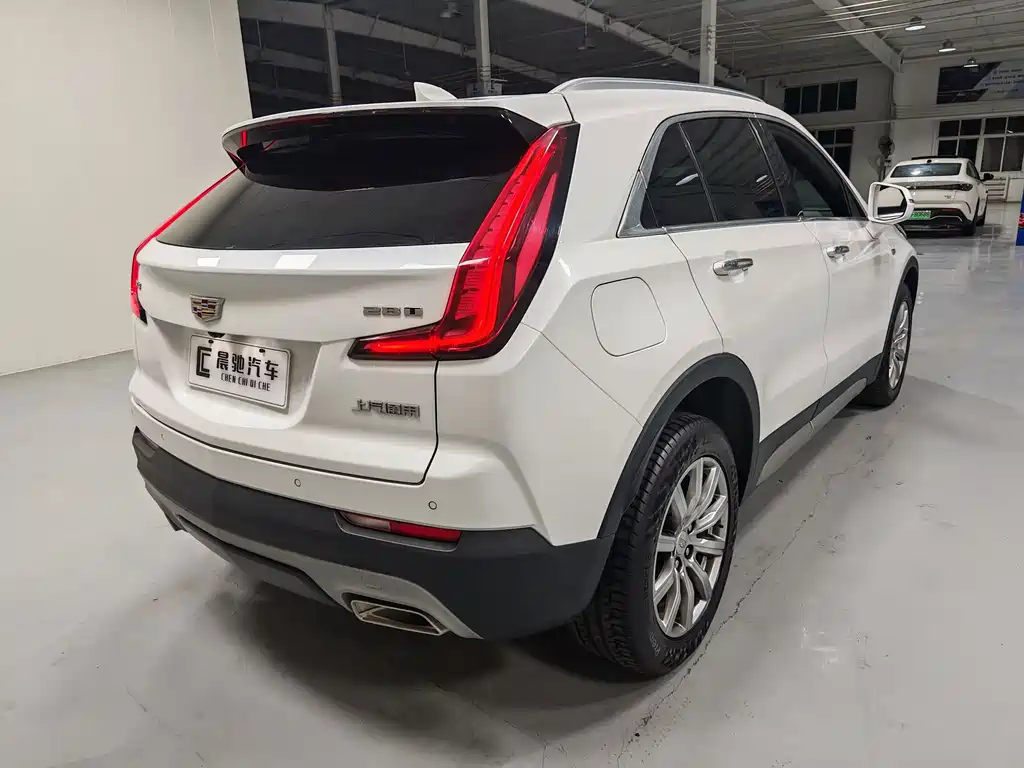 Cadillac XT4 — миниатюра 4