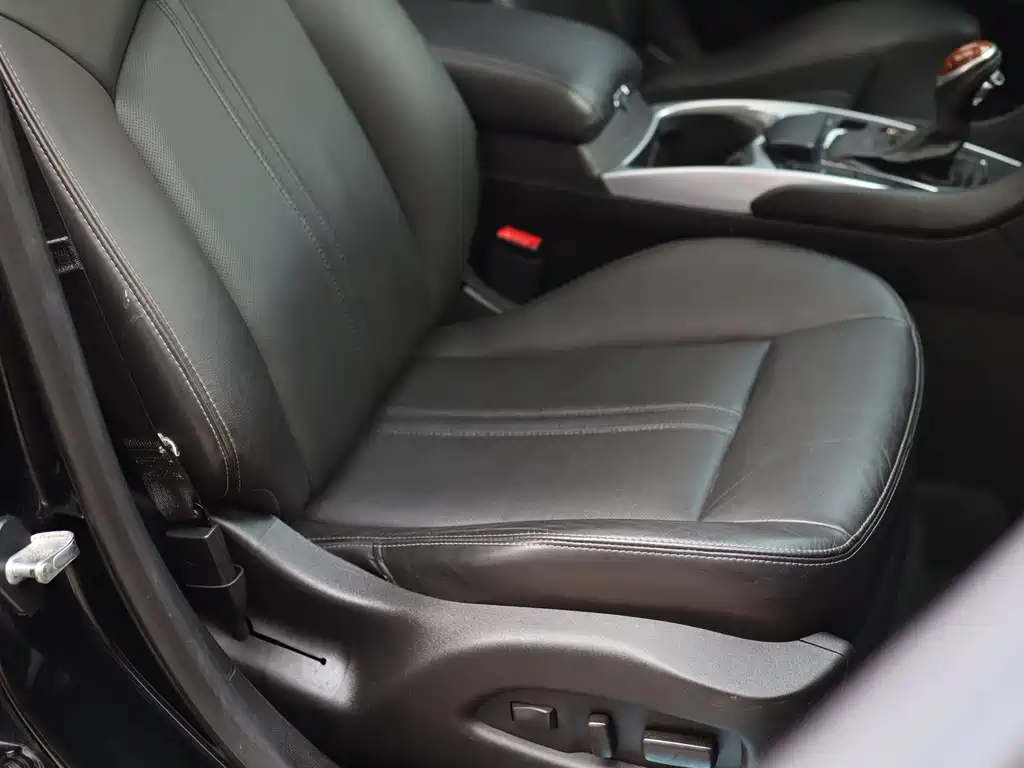 Cadillac SRX — миниатюра 26