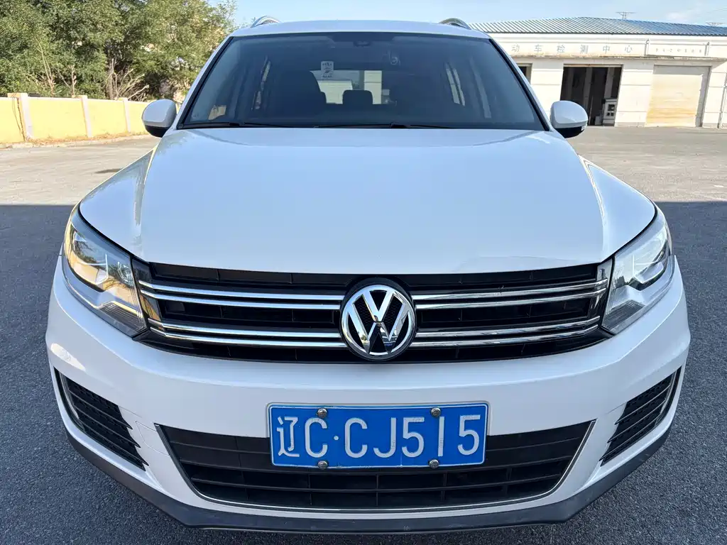 Volkswagen Tiguan — миниатюра 2