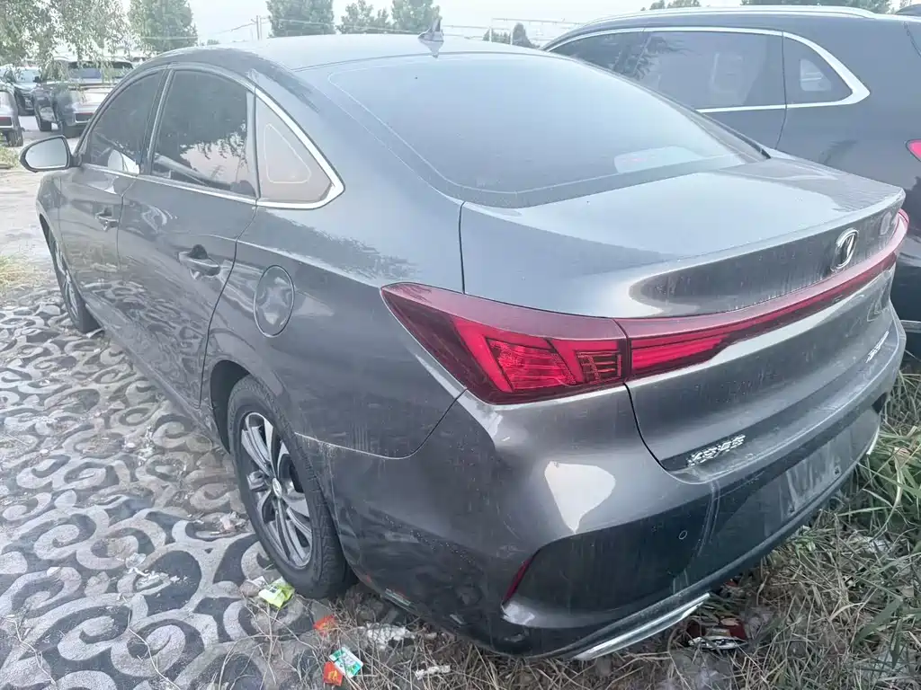 Changan Eado — миниатюра 7