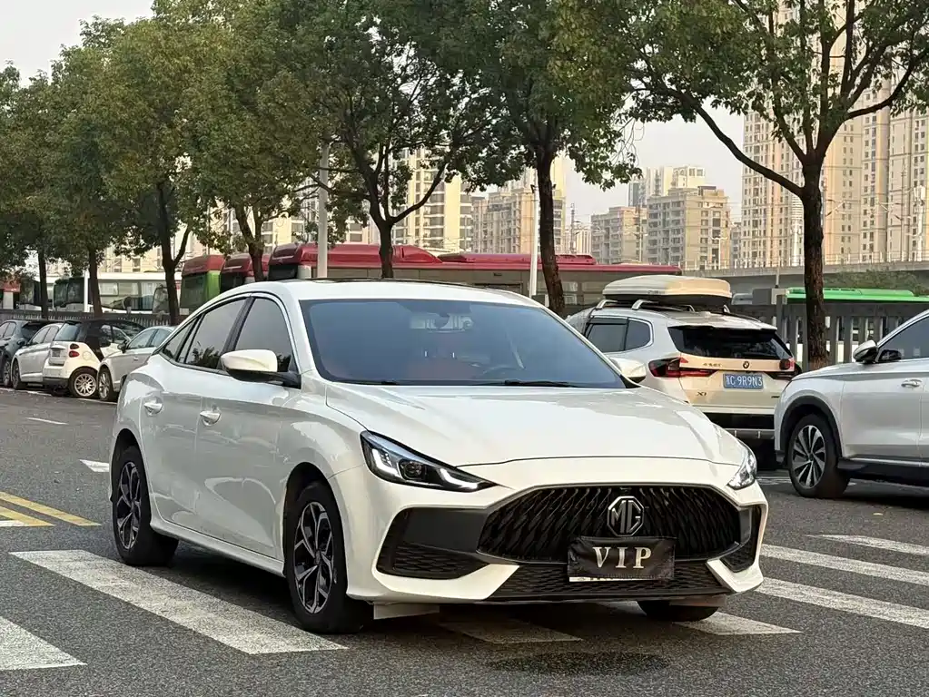 MG MG5 — миниатюра 3