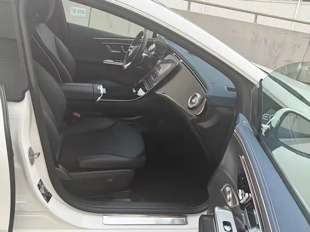 Mercedes-Benz EQE — миниатюра 9