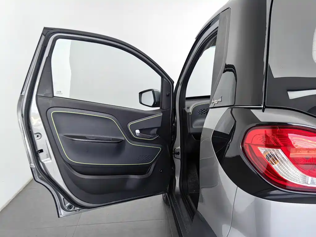 Baojun E100 — миниатюра 8