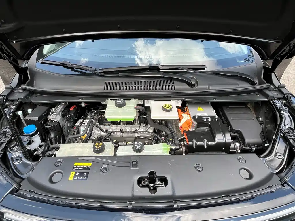 GAC Motor Trumpchi E8 PHEV — миниатюра 22