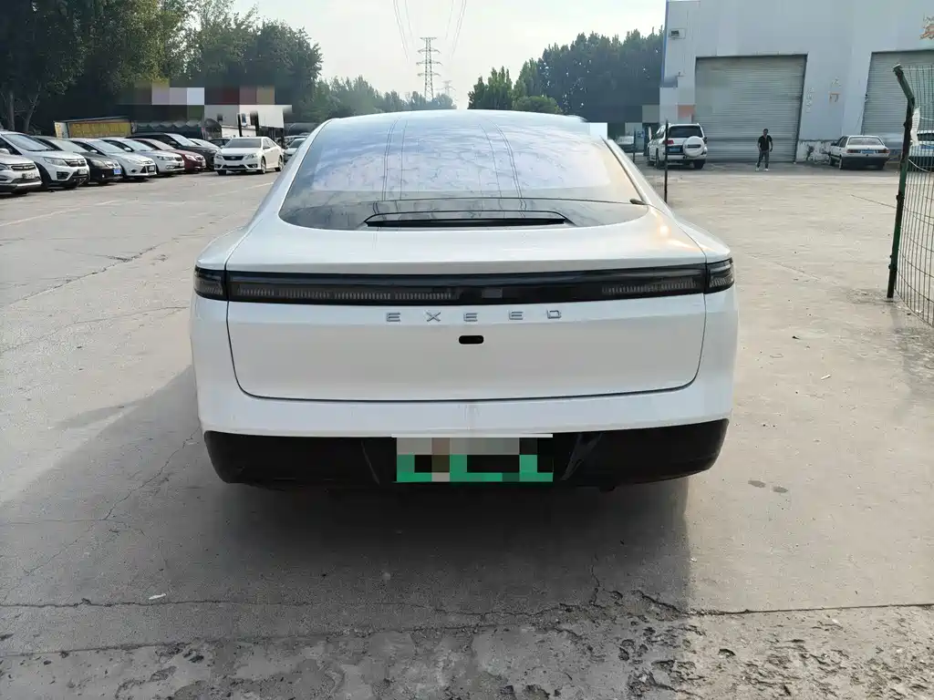 Exeed Exeed ES — миниатюра 8