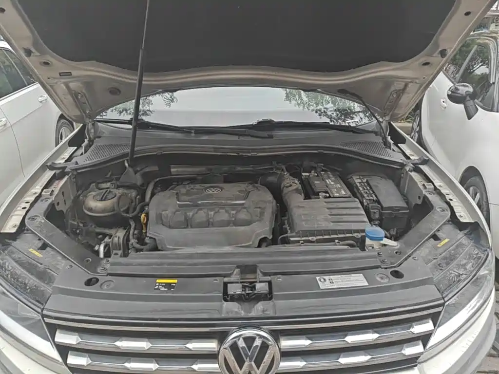 Volkswagen Tiguan L — миниатюра 20