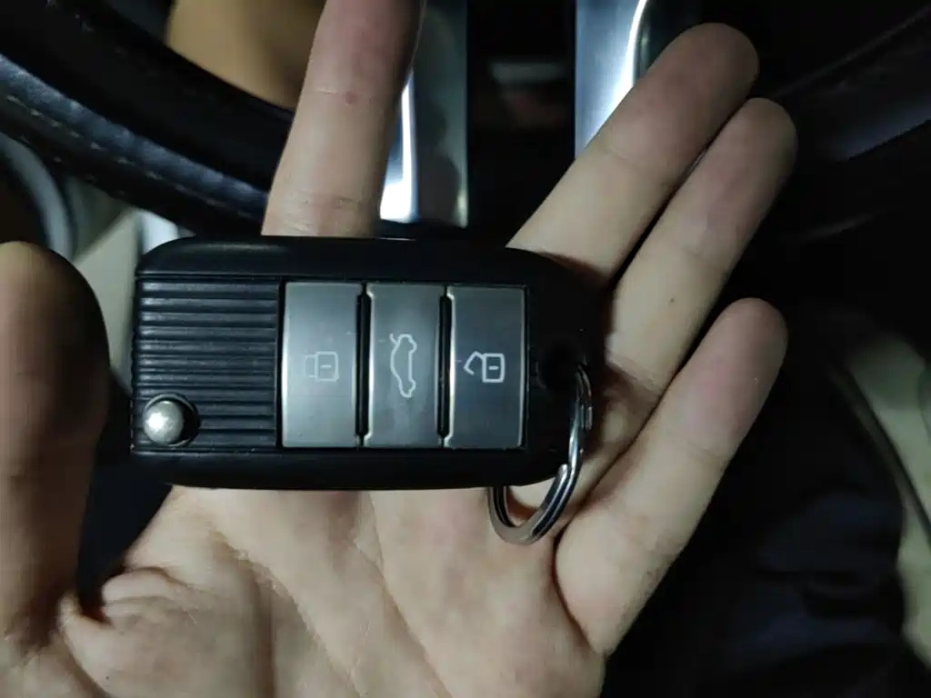 Roewe RX5 — миниатюра 10